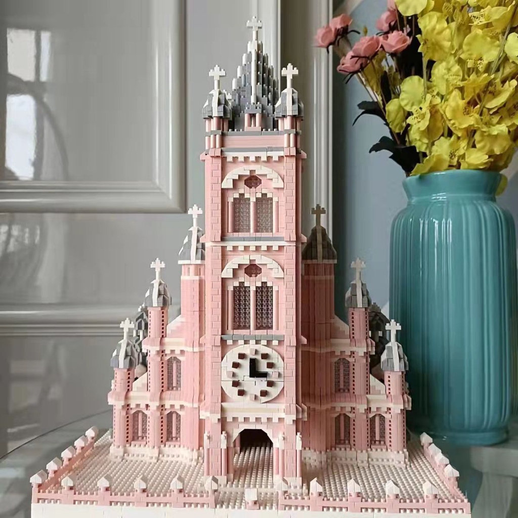 Bộ Lắp Ghép Lego Nhà Thờ Màu Hồng