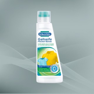 [HÀNG ĐỨC NỘI ĐỊA] Dung dịch tẩy vết bẩn từ hoạt chất thiên nhiên - Có đầu chải Silicon - Dr.Beckmann (250ml)