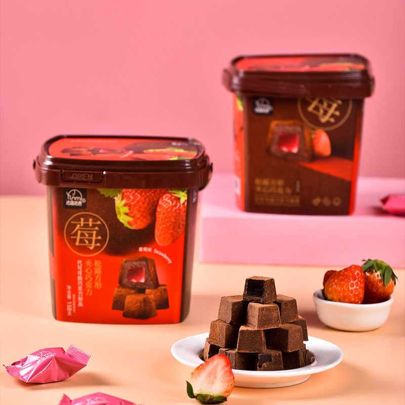 Combo 2 hộp Socola đen Truffle Hình vuông / Socola tươi vị Soài , dâu tây, nho 1 hộp 158g