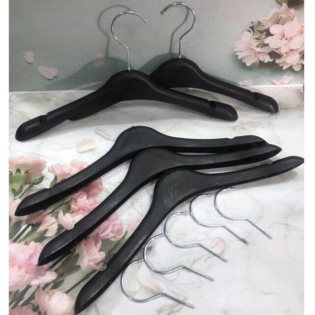 Móc quần áo nhựa đen vai to , đầu móc inox xoay 360 siêu rẻ_ hotdeal247