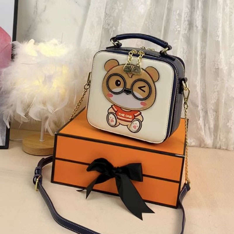 Túi Xách Đeo Vai Hình Vuông Cỡ Nhỏ Phối Dây Xích Dễ Thương Xinh Xắn