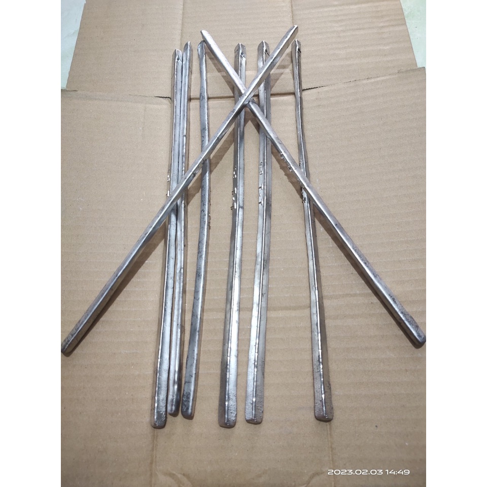 Cây chì hàn kim loại