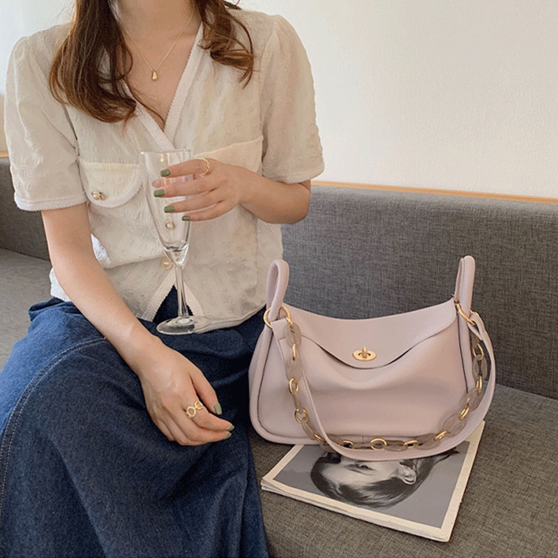 Mischa Túi Xách Da PU Màu Trơn Phối Dây Đeo Sợi Xích Thời Trang Dành Cho Nữ