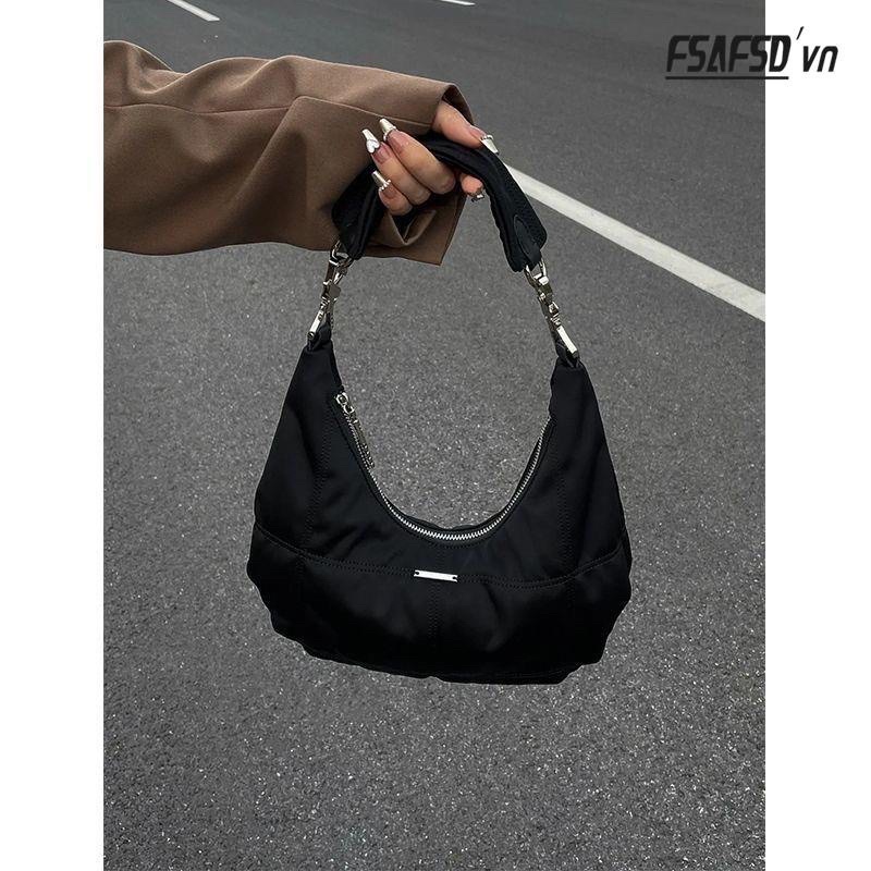 Pass túi kẹp nách NEW