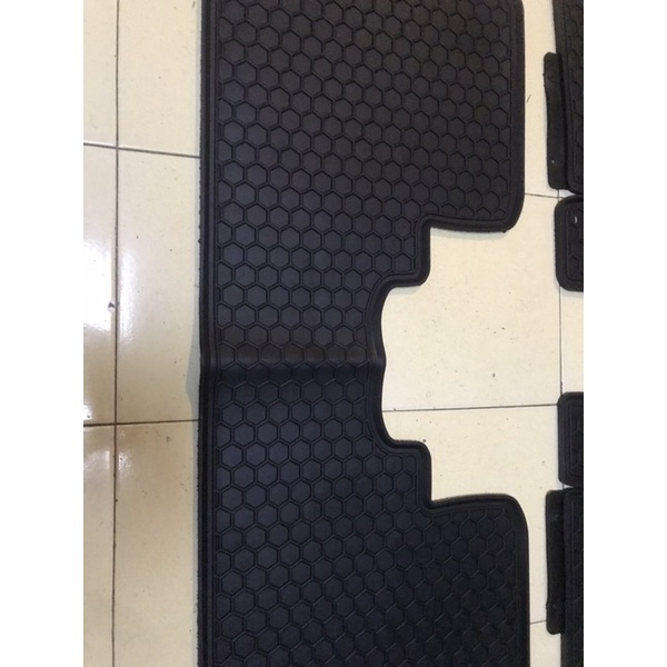 [HYUNDAI ACCENT] Thảm Sàn, Thảm Lót Sàn Cao Su Nissin Đúc Vân Tổ Ong Theo Form Xe Hyundai Accent