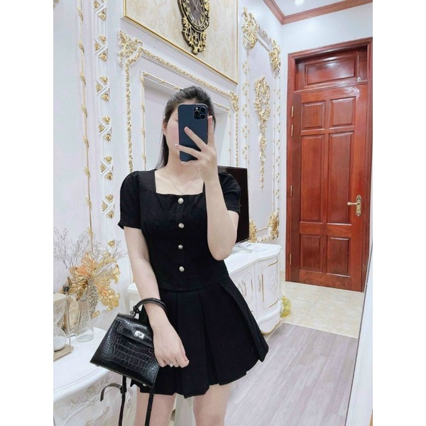 Áo Croptop Chất Đũi Xước Đính Khuy Ngọc DQ08