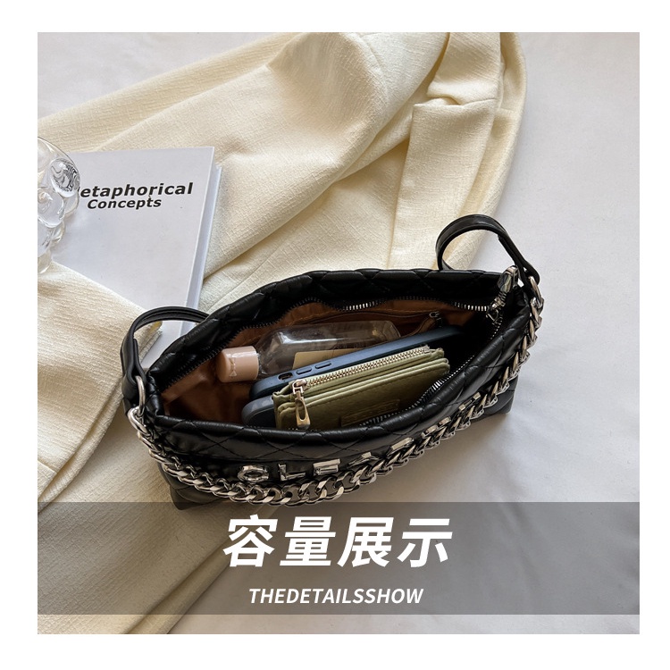 Túi Đeo Chéo Thêu Họa Tiết Đường Kẻ Đính Đá Mẫu Mới 2023 Thời Trang Cho Nữ