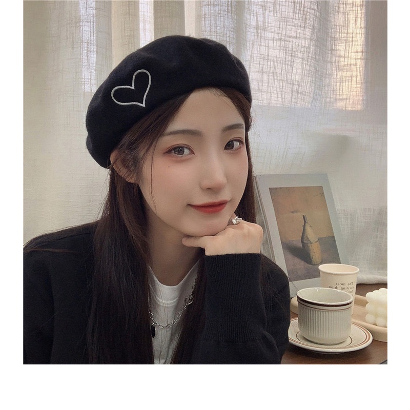 Autumn and winter fashion classic Japanese style embroidered heart-shaped wool beret hat for women