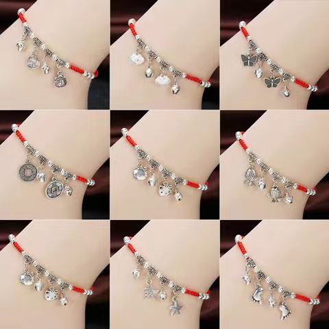 Vòng Đeo Tay / Lắc Chân Hình Hello Kitty Màu Đỏ May Mắn Có Chuông Và Âm Thanh Độc Đáo Thời Trang Dễ Phối Đồ
