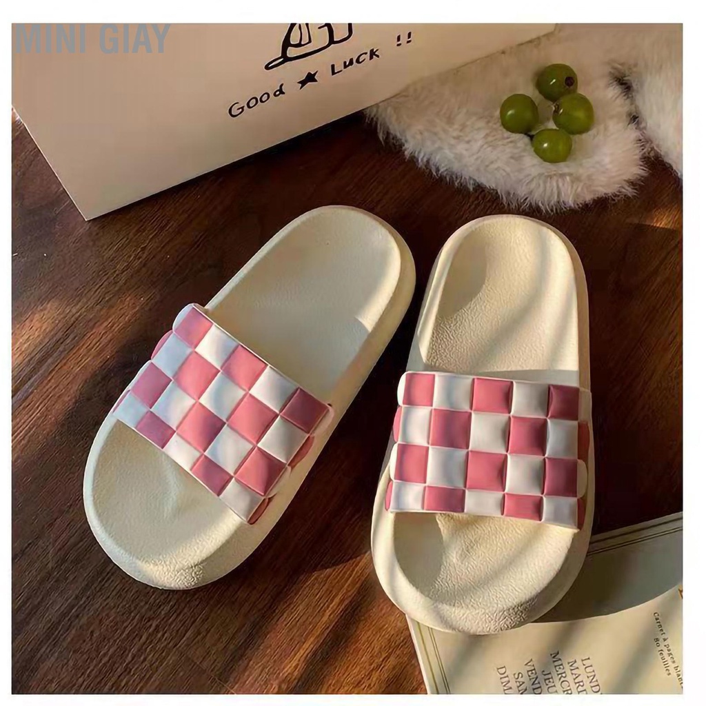 Bán nóng Dép Trượt Nonslip Mềm Mại Thoải Mái Nữ Đen Trắng Kẻ caro Mùa Hè Nền Tảng