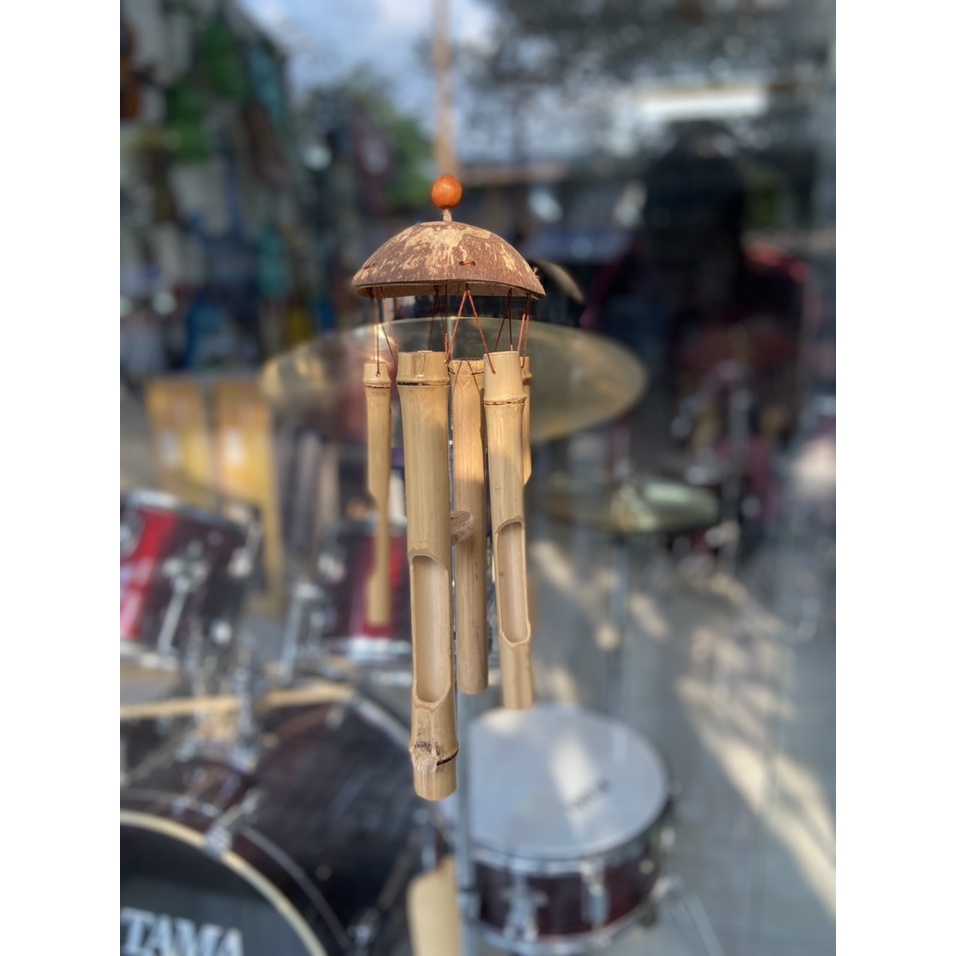 Chuông gió tre