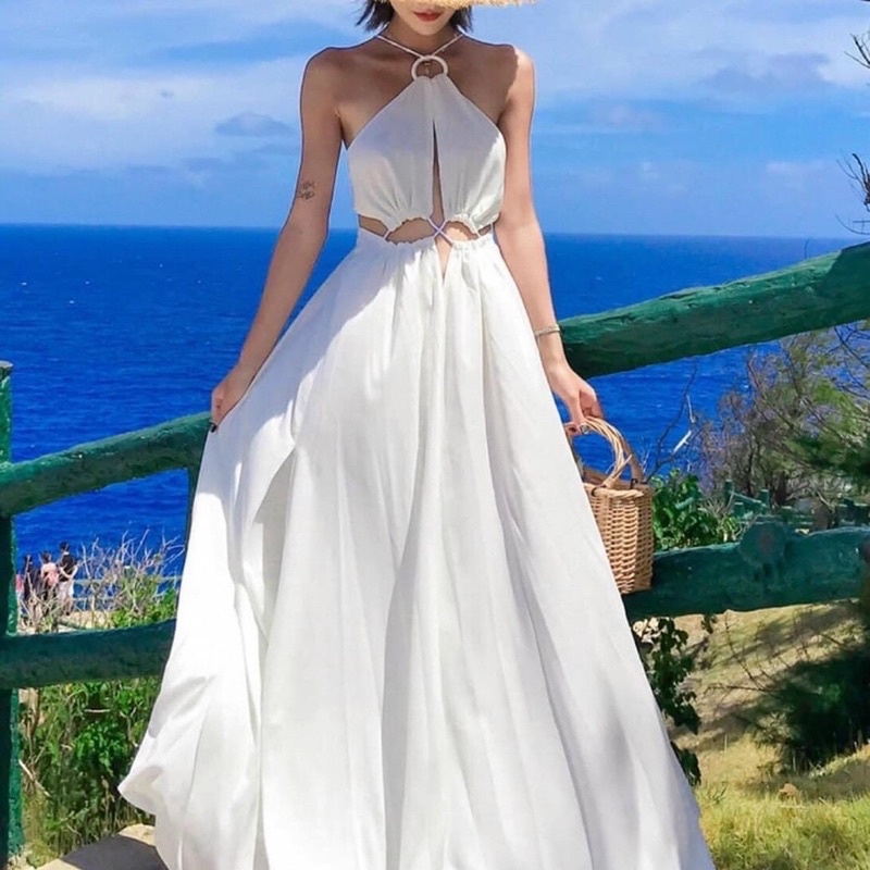 Đầm maxi đi biển khoét eo đính khoen hình sàn thật