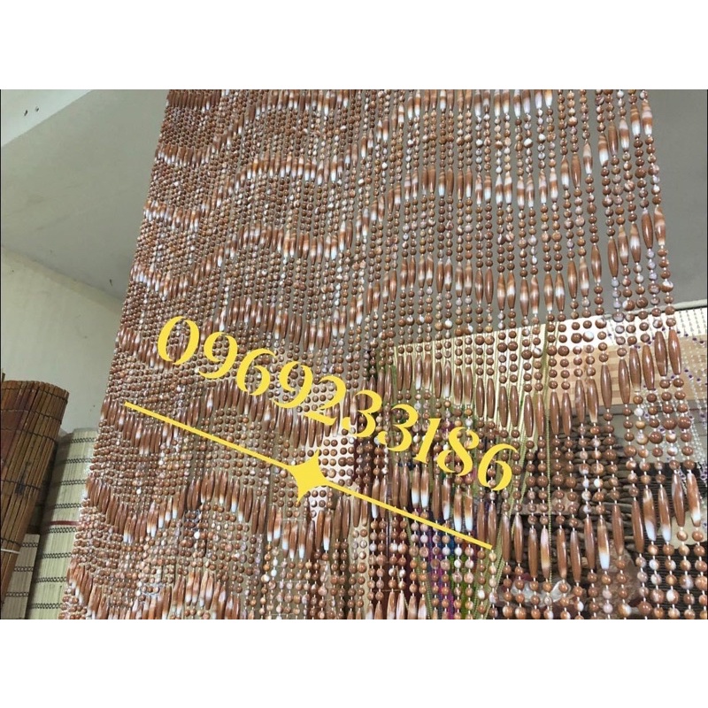 Màn rèm hạt nhựa giả gỗ hạt nhựa lúa Lớn. Rèm che bàn thờ hạt nhựa to. Màn rèm nhựa che cửa đi Phong Thuỷ