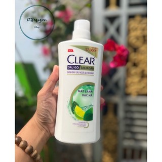Dầu Gội Sạch Gàu Clear Mát Lạnh Bạc Hà Chai 630g