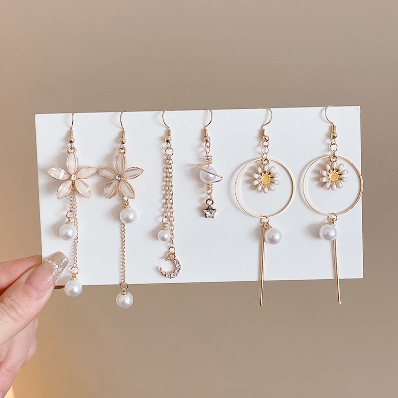 Đôi Khuyên Tai Đính Đá Phối Tua Rua Thời Trang Cho Nữ