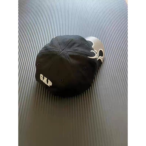 Kayne West Caps - Mũ lưỡi chai hoạ tiết lửa Unisex