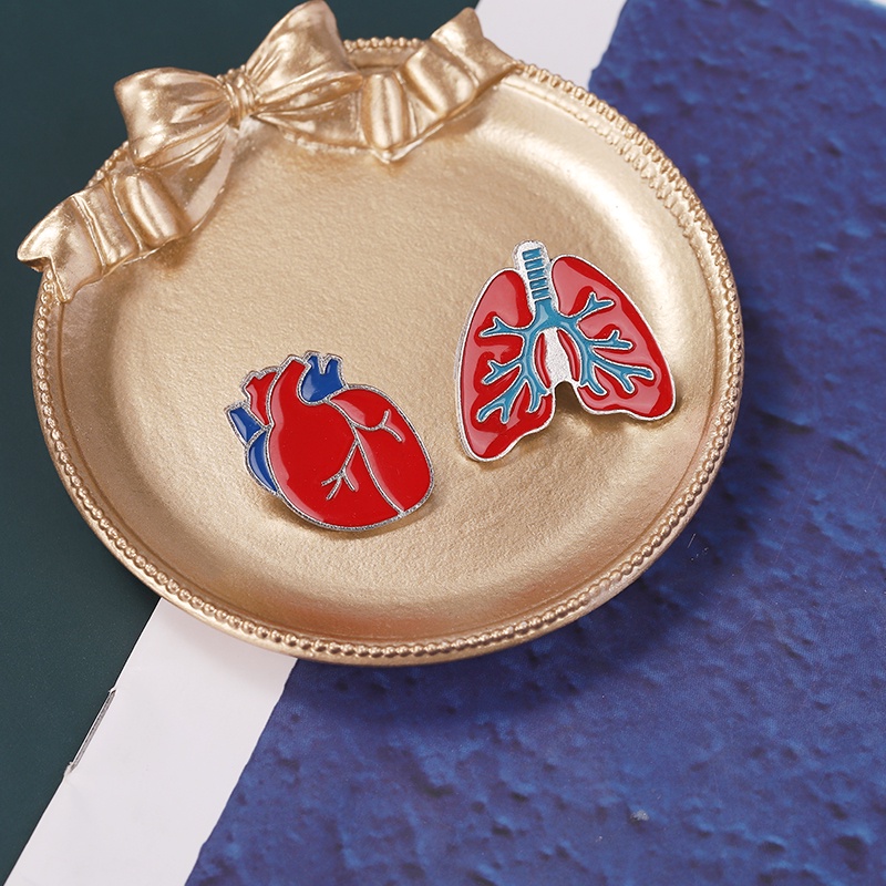 Ghim Cài Áo Hình Trái Tim Đỏ Tráng Men Dành Cho Học Sinh / Y Tá / Bác Sĩ
