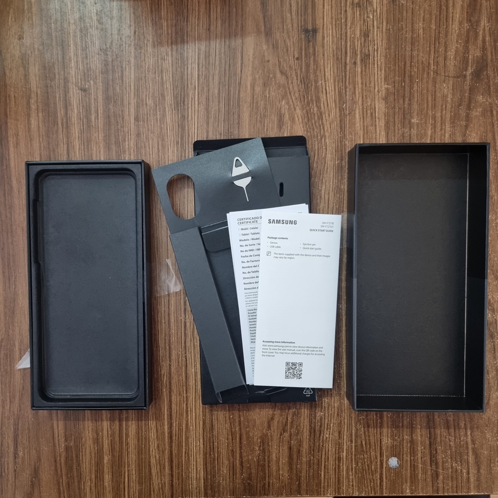 Hộp Đựng Máy Samsung Z Flip 4 Hàng Chính Hãng - Phù Hợp Đóng Máy, Sưu Tầm, Trưng Bày Cửa Hàng,..