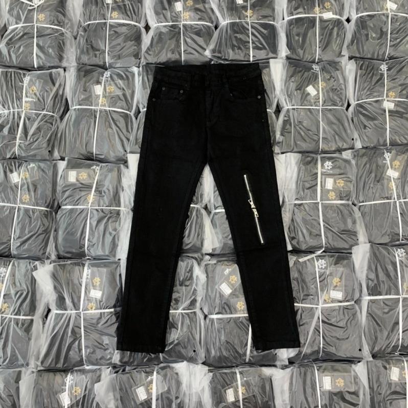 Quần Bò Trơn Nam Đen Thêu Khoá 2 Gối Dáng Basic