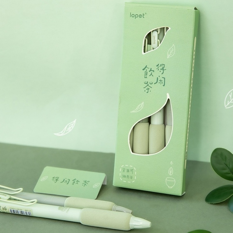 4 Chiếc Bút Bi Nước Mực Đen Ngòi 0.5mm C7343