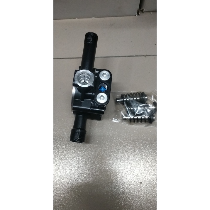 Bộ đầu bơm ,bộ tự động ngắt máy xịt rửa Total TGT11236