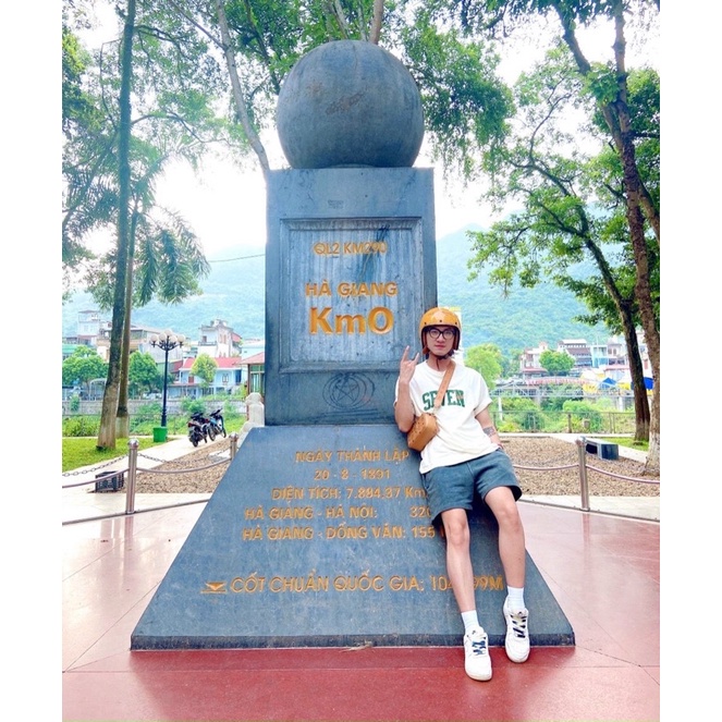 Túi đeo chéo unisex mcm