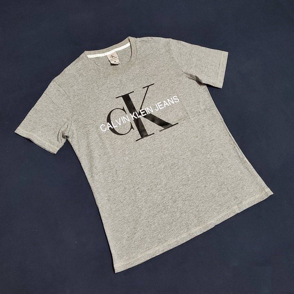 Áo thun Calvin Klein