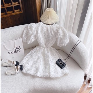 ĐẦM TRẮNG REN HOA NỔI CUTOUT LƯNG EO