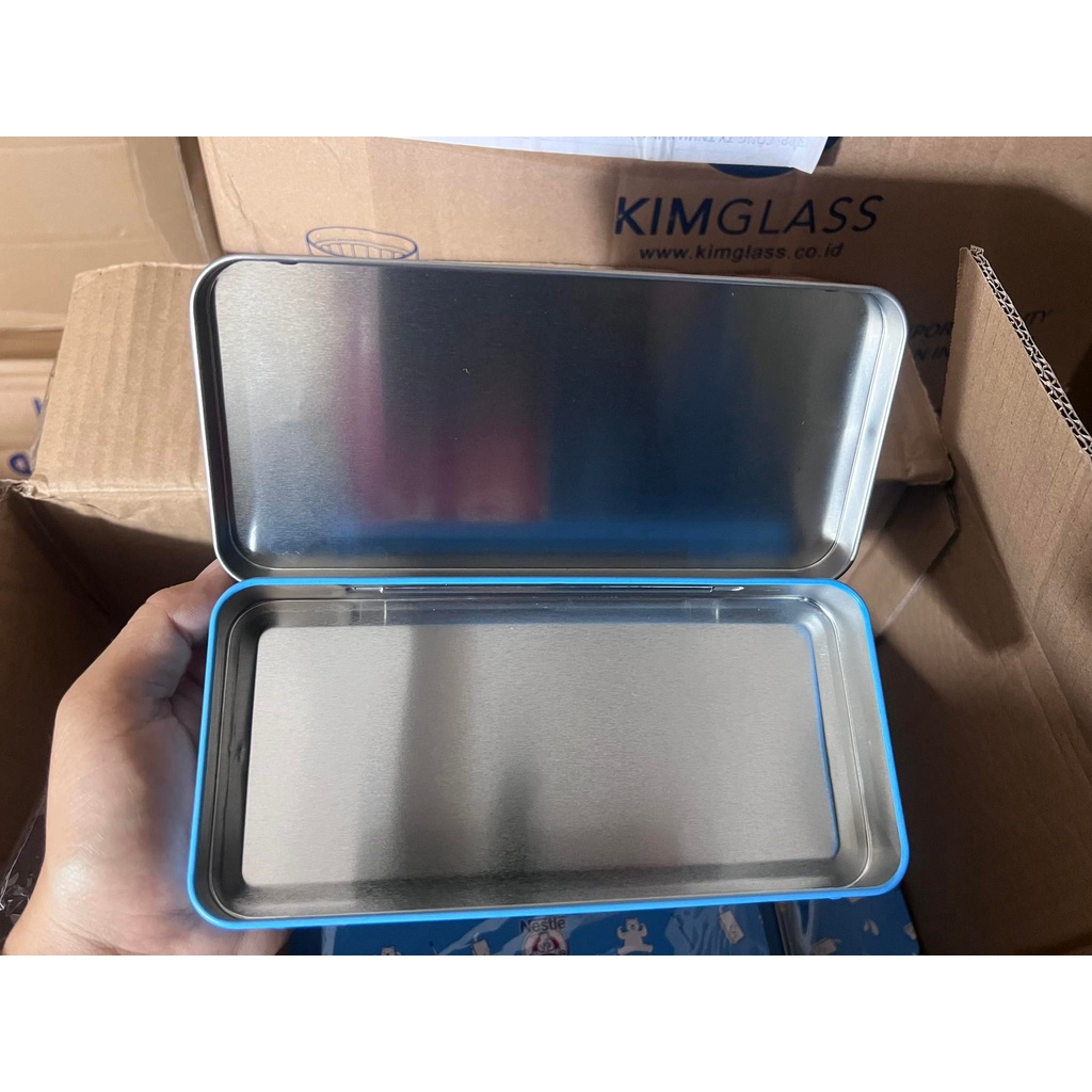 HỘP BÚT THIẾC KHUYẾN MÃI SỮA NESTLE