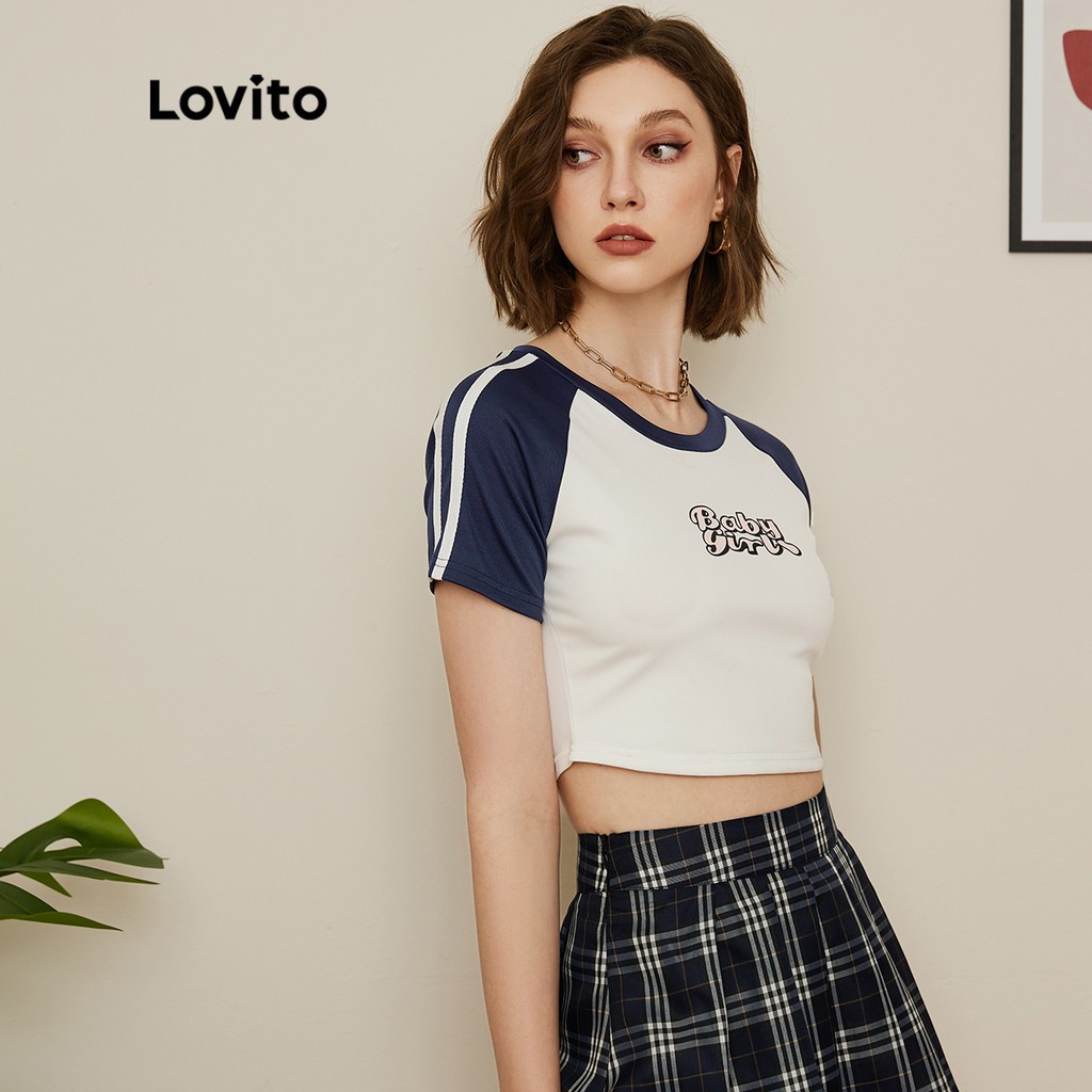 Áo thun dáng ngắn in chữ ghép nối màu phong cách preppy