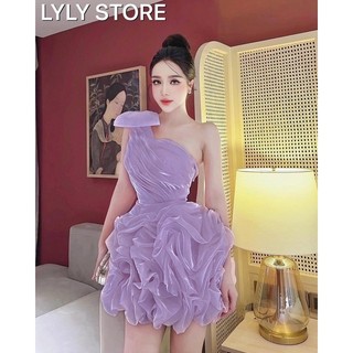 Đầm lệch vai nhún bèo