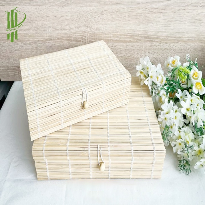 Hộp quà bằng mành tre, đẹp, hình vuông, màu trắng kem, đựng quà Tết truyền thống hoặc đồ dùng, thức ăn, cơm nắm, sushi