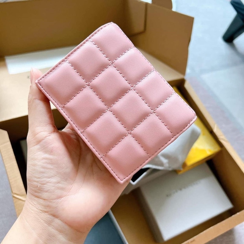 Ví mini trám vuông CnK full box kèm xích