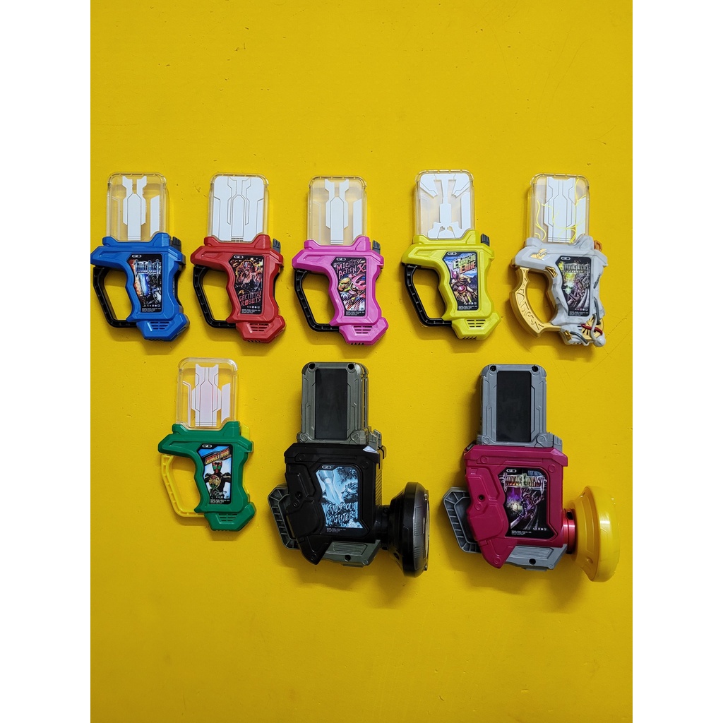 Đồ chơi Kamen Rider EX-AID: DX Gashat