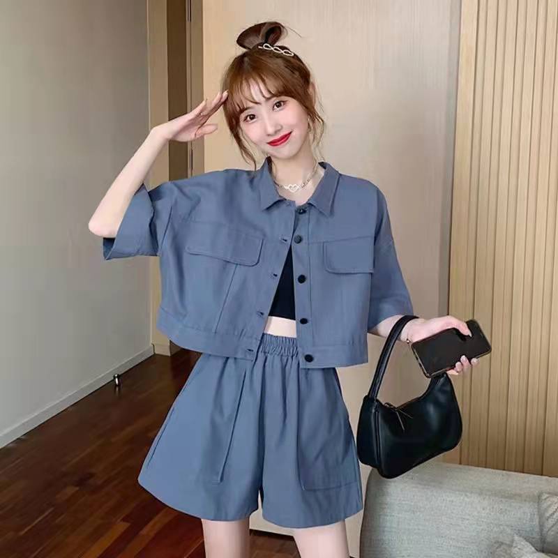 Set Áo Thun Ngắn Tay Và Quần Short Thời Trang Mùa Hè Phong Cách Đường Phố Cho Nữ