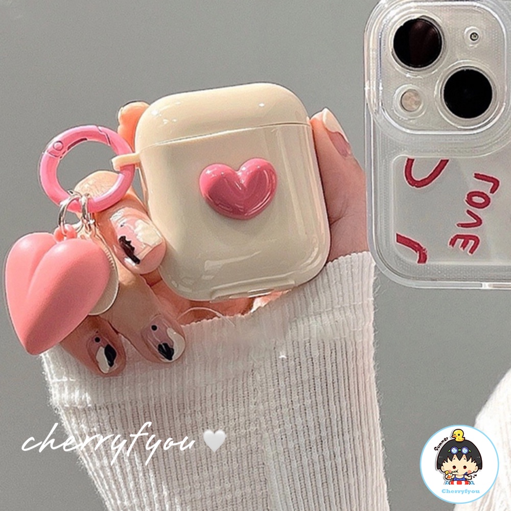 Vỏ Bảo Vệ Hộp Sạc Tai nghe không dây Airpods 1 / 2 / 3 / pro Hình Trái Tim Màu Hồng 3D Có Dây Đeo Tay Mềm Mạ