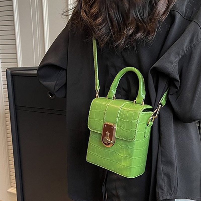 Túi Đeo Vai Thêu Họa Tiết Phong Cách retro Thời Trang Cao Cấp Cho Nữ