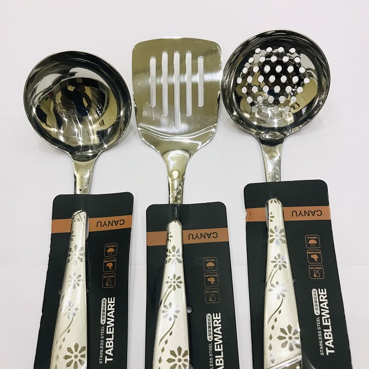 Muôi Vá Múc Canh Bộ 4 Món Xẻng - Muôi - Vá - Sạn Inox 304 Cao Cấp, Chắc Chắn - Họa Tiết Cán Hoa