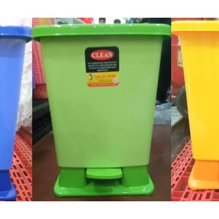 THÙNG RÁC NHỰA CHÂN ĐẠP LỚN
