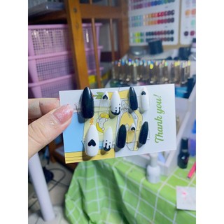 Nail box đen trắng giá rẻ
