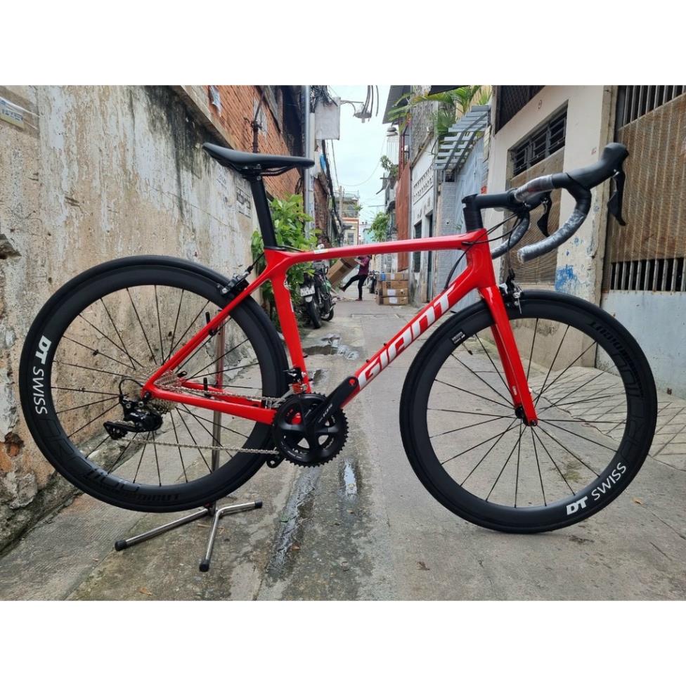 XE ĐẠP GIANT TCR ADV 2 PRO