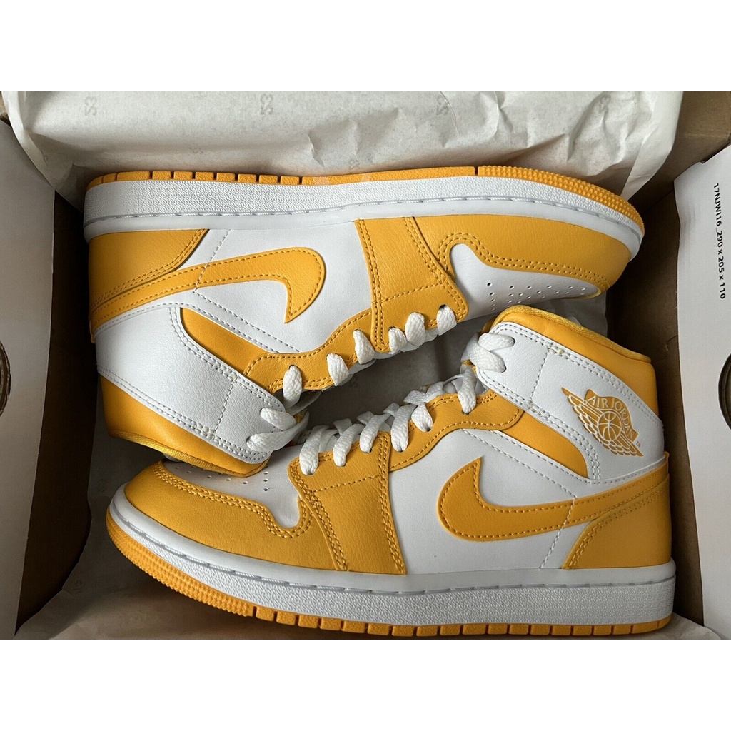 Giày Sneaker Nike Air Jordan 1 Mid W ‘Pollen’ University Gold ( BQ6472-117 ) | PiuPiu Authentic