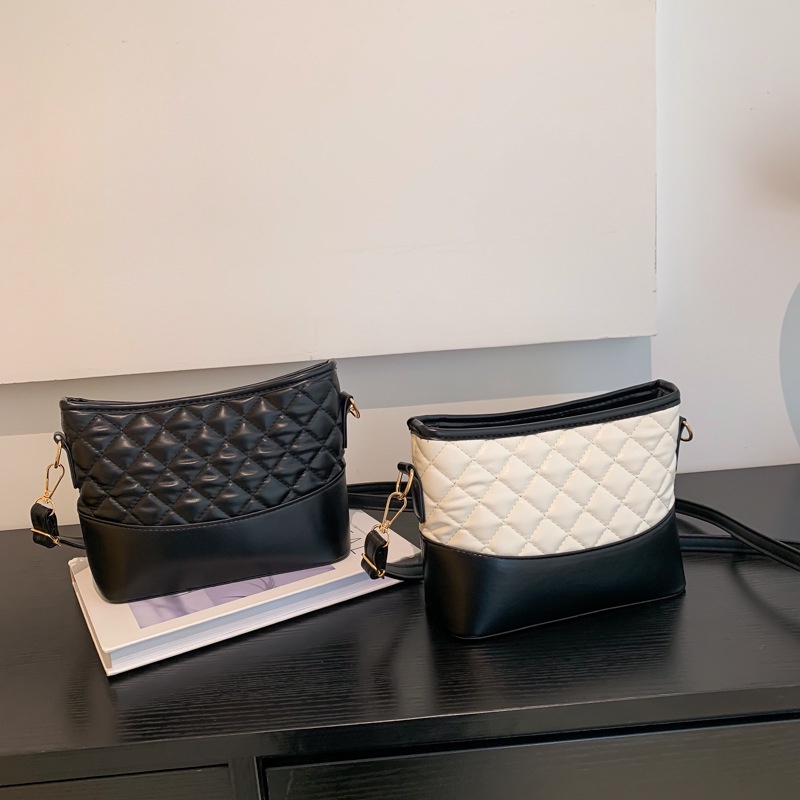 Túi Đeo JASMIN NOIR Chéo Kẻ Caro Chần Bông Đơn Giản Cho Nữ