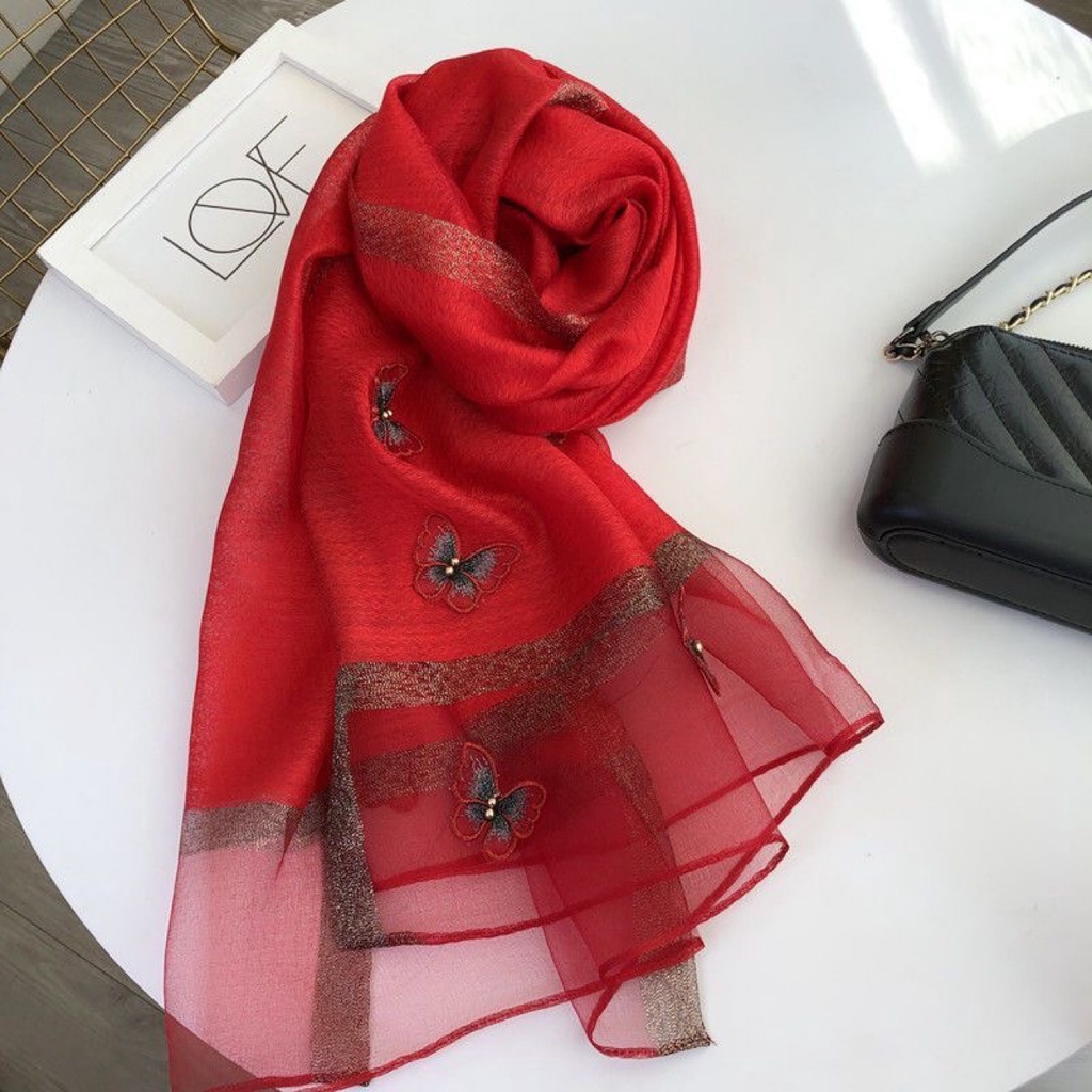 Khăn dâu tằm lụa đẹp,sang trọng 2023