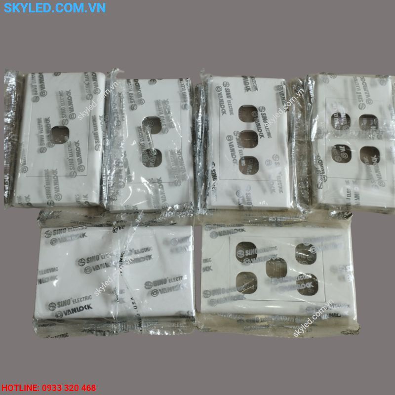 Mặt công tắc 1.2.3.4.5.6   SÊ-RI S18 Sino