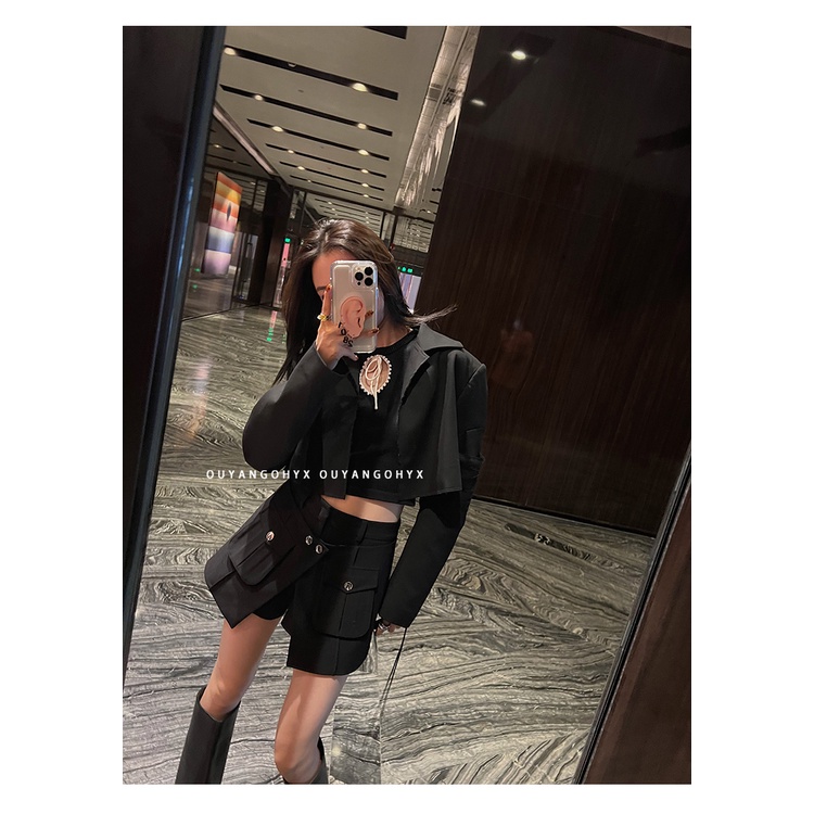 Áo Lót Cổ Tròn Khoét Rỗng Màu Sắc Tương Phản Thời Trang Mùa Hè Cho Nữ