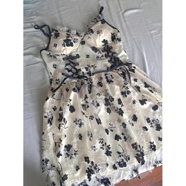 🌷 Váy hoa nhí cúp ngực dáng ngắn kèm áo khoác len thời trang cho nữ