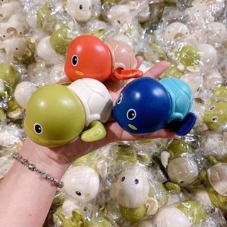 Đồ chơi nhà tắm rùa bơi lội cho bé