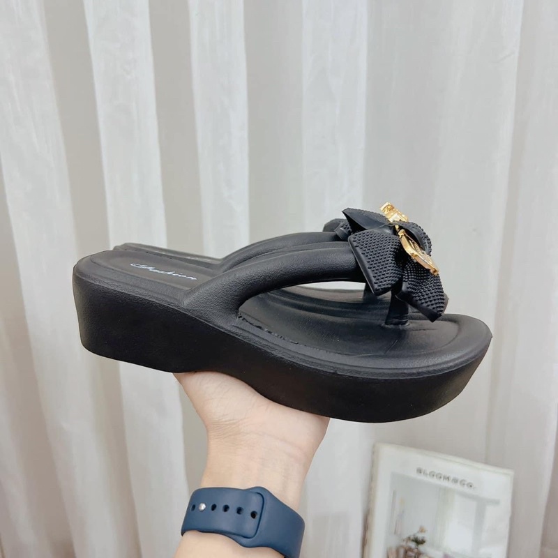 DÉP TÔNG NỮ ĐÍNH HOẠ TIẾT GẤU