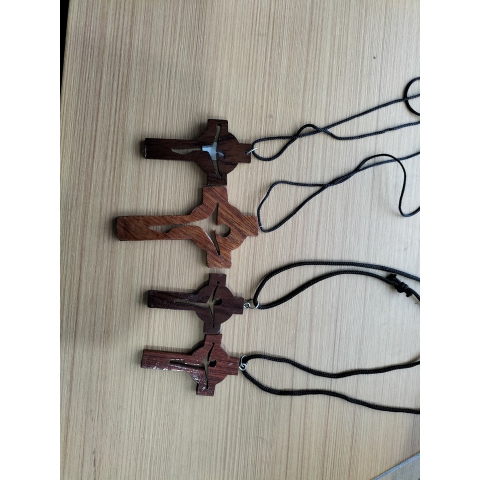 dây Thánh Gía gỗ đeo cổ